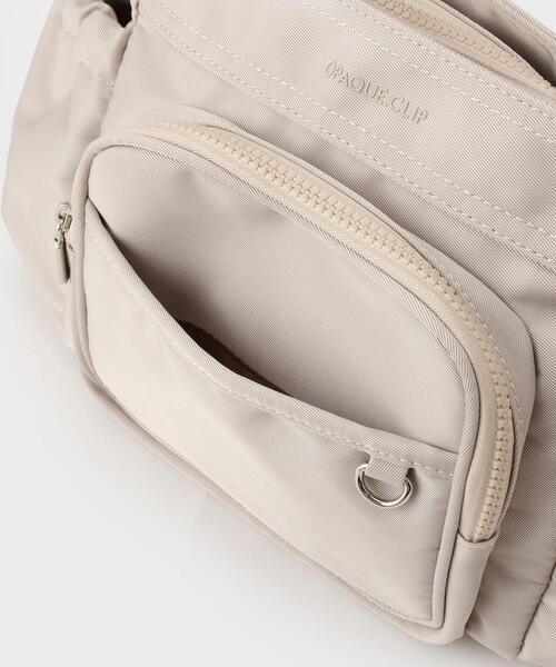 OPAQUE.CLIP（オペークドットクリップ）の「フロントポケット3層デザインショルダーバッグ【マルチポケット】（ショルダーバッグ・レディース・ベージュ/グレー/ブラック・00）」の21枚目の写真