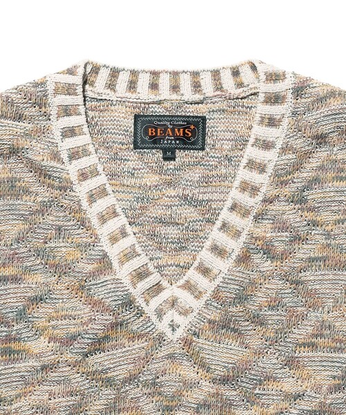 BEAMS PLUS（ビームスプラス）の「V-Neck Vest "KASURI" Jacquard（ニット/セーター・メンズ・イエロー/ベージュ/ネイビー・X-LARGE/LARGE/MEDIUM/SMALL）」の5枚目の写真