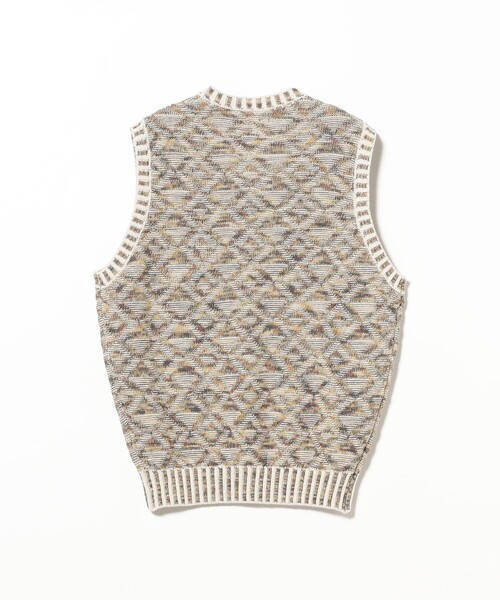 BEAMS PLUS（ビームスプラス）の「V-Neck Vest "KASURI" Jacquard（ニット/セーター・メンズ・イエロー/ベージュ/ネイビー・X-LARGE/LARGE/MEDIUM/SMALL）」の9枚目の写真