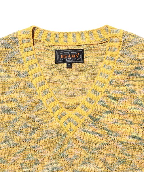 BEAMS PLUS（ビームスプラス）の「V-Neck Vest "KASURI" Jacquard（ニット/セーター・メンズ・イエロー/ベージュ/ネイビー・X-LARGE/LARGE/MEDIUM/SMALL）」の12枚目の写真