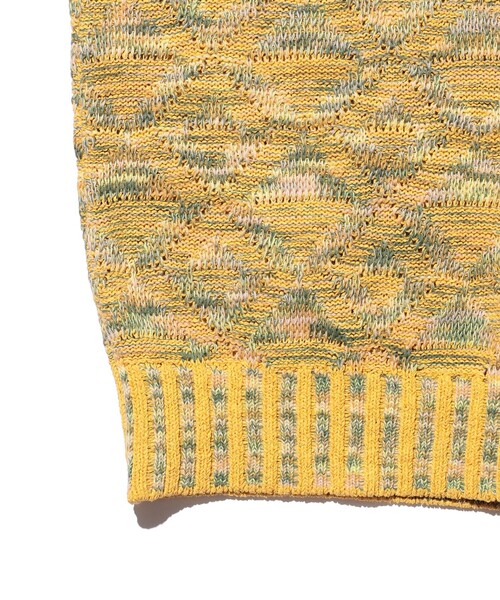 BEAMS PLUS（ビームスプラス）の「V-Neck Vest "KASURI" Jacquard（ニット/セーター・メンズ・イエロー/ベージュ/ネイビー・X-LARGE/LARGE/MEDIUM/SMALL）」の14枚目の写真