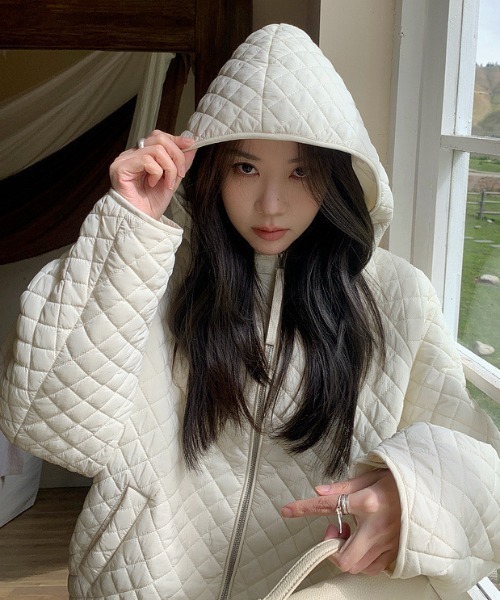 LAC-VERT（ラック・ヴェール）の「キルティングフーディーブルゾン（ブルゾン・レディース・ブラック/ブルー/オフホワイト・FREE）」の2枚目の写真