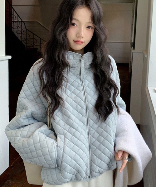 LAC-VERT（ラック・ヴェール）の「キルティングフーディーブルゾン（ブルゾン・レディース・ブラック/ブルー/オフホワイト・FREE）」の11枚目の写真