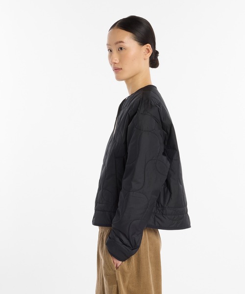 NEW BALANCE（ニューバランス）の「LNYパデットジャケット（ブルゾン・レディース・バーガンディー/ブラック・X-LARGE/LARGE/MEDIUM/SMALL）」の8枚目の写真