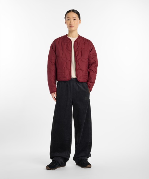 NEW BALANCE（ニューバランス）の「LNYパデットジャケット（ブルゾン・レディース・バーガンディー/ブラック・X-LARGE/LARGE/MEDIUM/SMALL）」の5枚目の写真