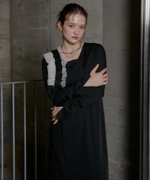 Shoulder frill I line dress