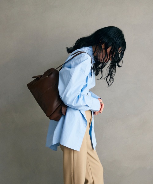 Lutim by u(ルチバイユー)の「サイドポケットダブルハンドルボストンバッグ(ボストンバッグ・レディース・ブラウン/ブラック・FREE)」の21枚目の写真