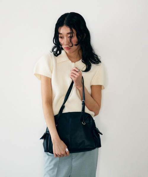 Lutim by u(ルチバイユー)の「サイドポケットダブルハンドルボストンバッグ(ボストンバッグ・レディース・ブラウン/ブラック・FREE)」の7枚目の写真