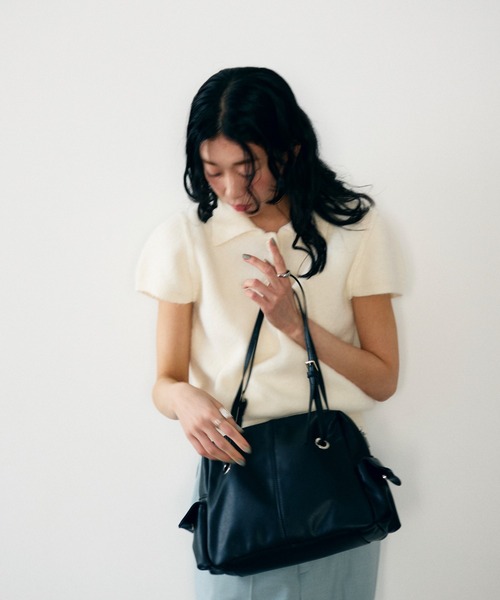 Lutim by u(ルチバイユー)の「サイドポケットダブルハンドルボストンバッグ(ボストンバッグ・レディース・ブラウン/ブラック・FREE)」の6枚目の写真