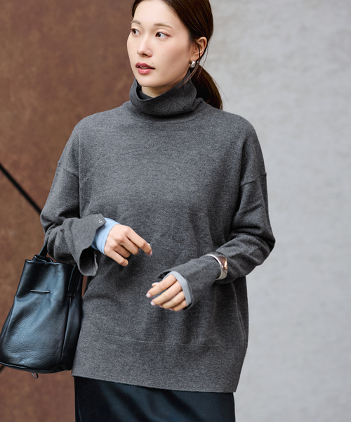 FRAMeWORK（フレームワーク）の「≪追加≫ハトメ付き天竺タートルネック（ニット/セーター・レディース・ブラック/チャコールグレー/レッド・FREE）」の22枚目の写真