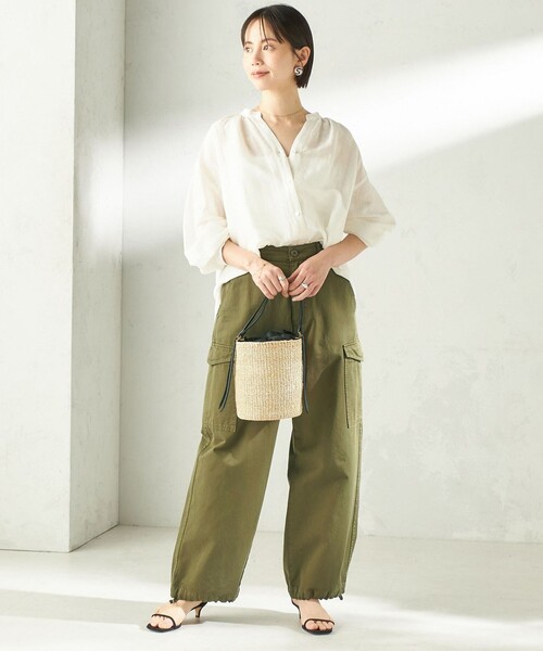 SHIPS（シップス）の「【実力派ベーシック】〈手洗い可能〉IMPERIAL LINEN 混 バンドカラー スキッパー シャツ（シャツ/ブラウス・レディース・ネイビー/ミント/オフホワイト/ブラウン・ONE SIZE）」の12枚目の写真