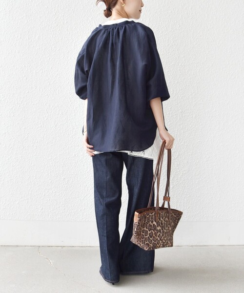 SHIPS（シップス）の「〈手洗い可能〉IMPERIAL LINEN 混 バンドカラー スキッパー シャツ（シャツ/ブラウス・レディース・ネイビー/ミント/オフホワイト/ブラウン・ONE SIZE）」の8枚目の写真