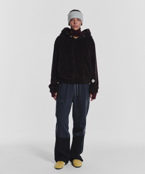 MENASOO(ミナス)の「Pocket Point Cotton Track Pants_Charcoal(その他パンツ・レディース・チャコール・1/2)」の19枚目の写真