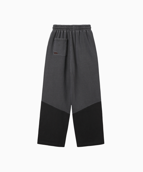 MENASOO(ミナス)の「Pocket Point Cotton Track Pants_Charcoal(その他パンツ・レディース・チャコール・1/2)」の5枚目の写真