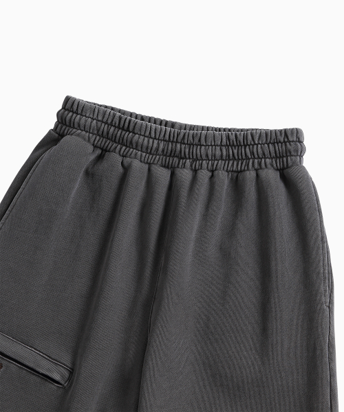 MENASOO(ミナス)の「Pocket Point Cotton Track Pants_Charcoal(その他パンツ・レディース・チャコール・1/2)」の6枚目の写真