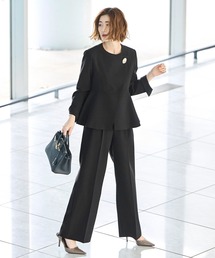 RUIRUE BOUTIQUE（ルイルエブティック）の「ノーカラー ラップ ペプラム ワイドパンツ スーツ | セットアップ・オフィスカジュアル・ノーカラージャケット・セレモニースーツ・フォーマルスーツ・ママスーツ・パンツスーツ（スーツセット）」