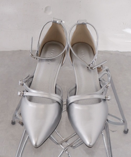 archives(アルシーヴ)の「2ストラップセパレートパンプス(パンプス・レディース・シルバーグレー/アイボリー/ブラック・MEDIUM/LARGE)」の7枚目の写真