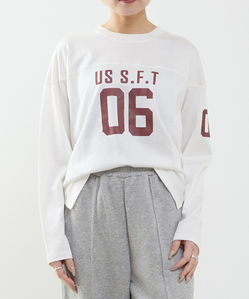 SOFFITTO(ソフィット)の「フットボールロングTシャツ(Tシャツ/カットソー・レディース・ホワイト/パープル・FREE)」の1枚目の写真