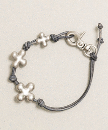 TOWTOW ARCHIVE（トウトウアーカイブ）の「フォルトゥナシンボルレザーブレスレットシルバーブルー（ブレスレット）」