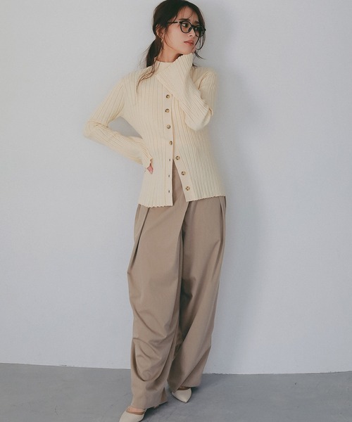 AJUGA.（アジュガ）の「ラップデザイン ツイルパンツ（スラックス・レディース・チャコールグレー/ベージュ・S/M）」の13枚目の写真