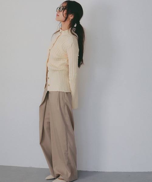 AJUGA.（アジュガ）の「ラップデザイン ツイルパンツ（スラックス・レディース・チャコールグレー/ベージュ・S/M）」の12枚目の写真