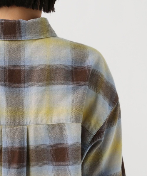 BAYFLOW（ベイフロー）の「Feels FLOWチェックシャツ（シャツ/ブラウス・レディース・イエロー/チャコールグレー/オフホワイト/オレンジ・FREE）」の12枚目の写真