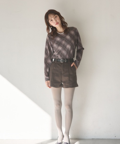 Nadana（ナダナ）の「シアーチェックトップス（Tシャツ/カットソー・レディース・ブラウン/グレー・FREE）」の3枚目の写真