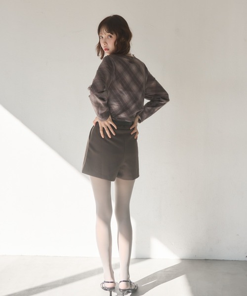 Nadana（ナダナ）の「シアーチェックトップス（Tシャツ/カットソー・レディース・ブラウン/グレー・FREE）」の5枚目の写真