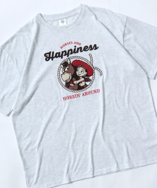 Disney(ディズニー)の「Disney(ディズニー)キャラクター サガラ刺繍Tシャツ/ビッグシルエット半袖 レディース ユニセックス(Tシャツ/カットソー・レディース・グリーン/ブルー/アッシュグレー/ブラック/ネイビー系2/オレンジ系その他/オフホワイト/クリーム/グレー系その他2/グリーン系その他/モカ/ネイビー/イエロー/パープル/ベージュ/スミクロ/オレンジ/ライトピンク/グレー系その他/ライム/カーキ/グレー系その他3/ブラック系その他/ピンク系その他・L/M)」の8枚目の写真