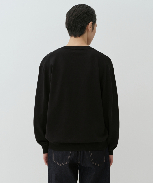 MUSINSA STANDARD（ムシンサスタンダード）の「ウォッシャブルスーピマコットンVネックニット[ブラック]（ニット/セーター・メンズ・ブラック・SMALL/MEDIUM/LARGE/X-LARGE/2XL）」の3枚目の写真