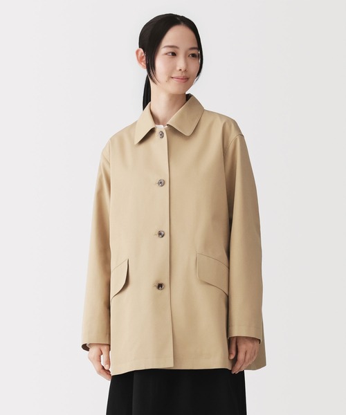 無印良品（ムジルシリョウヒン）の「婦人　撥水　コットン混　ツイル　ステンカラーハーフコート（ステンカラーコート・レディース・アイボリー/ダークネイビー/ベージュ・S/M/L/XL）」の2枚目の写真