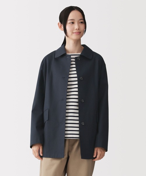 無印良品（ムジルシリョウヒン）の「婦人　撥水　コットン混　ツイル　ステンカラーハーフコート（ステンカラーコート・レディース・アイボリー/ダークネイビー/ベージュ・S/M/L/XL）」の3枚目の写真