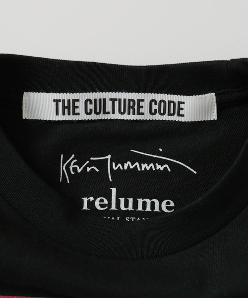 JOURNAL STANDARD relume(ジャーナルスタンダード レリューム)の「【THE CULTURE CODE】レディオヘッド "Thom Yorke" by Kevin Cummins ロンT(Tシャツ/カットソー・メンズ・ブラック/ホワイト・MEDIUM/LARGE)」の9枚目の写真