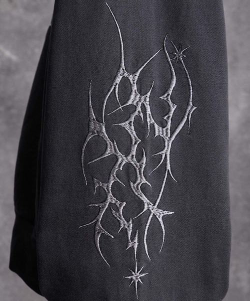 ADRER（アドラー）の「Detachable Fur Short Full-Zip Parkar / デタッチャブルファーショートフルジップパーカー（パーカー・メンズ・ブラック系1/ブラック・XS/L/M/S）」の7枚目の写真