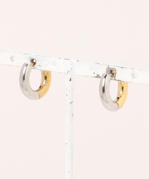 チャイハネ（チャイハネ）の「【チャイハネ】ツートンステンレスワイドフープピアス（ピアス（両耳用）・レディース・マルチ・FREE）」の2枚目の写真