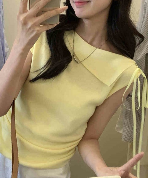 NANEA(ナネア)の「サイドギャザーワイドネックノースリーブニットトップス(Tシャツ/カットソー・レディース・ホワイト/サックスブルー/ブラック/イエロー・SMALL)」の2枚目の写真