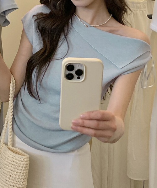 NANEA(ナネア)の「サイドギャザーワイドネックノースリーブニットトップス(Tシャツ/カットソー・レディース・ホワイト/サックスブルー/ブラック/イエロー・SMALL)」の18枚目の写真