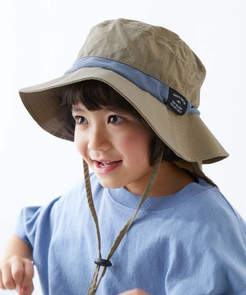 devirock（デビロック）の「保冷剤が入る日よけガード付き 親子で使える 撥水 UVカットフェスハット(水陸両用)（ハット・キッズ・チャコール/マルチ/ラベンダー/ブルー系1/ブルー系2/ピンク系1/ブルーグレー/ブラック/ライトグレー/ベージュ・52/54/56/58）」の6枚目の写真