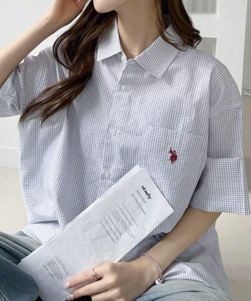 U.S. POLO ASSN.(ユーエスポロアッスン)の「【Ada.別注 U.S. POLO ASSN】オーバーサイズ シアサッカー チェック シャツ(シャツ/ブラウス・レディース・ライトブルー/グレー/ピンク・S/M)」の7枚目の写真