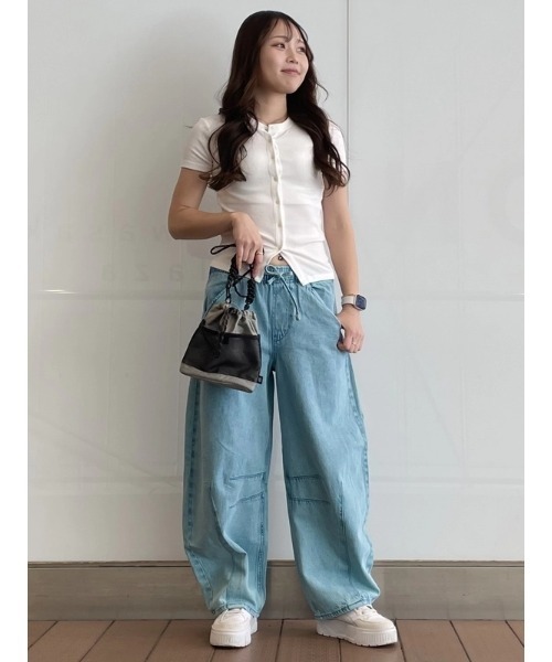 GAP（ギャップ）の「ミッドライズ ウルトラソフト イージーウエスト ホースシューデニム（デニムパンツ・レディース・ブルー・L/M/S/XS/XXS）」の6枚目の写真