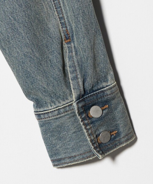 ATTISESSION（アティセッション）の「＜ATTISESSION＞ダーティ フィニッシュ デニム シャツ（シャツ/ブラウス・レディース・コバルトブルー・36/38）」の5枚目の写真
