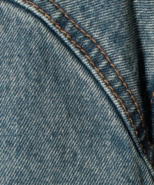 ATTISESSION（アティセッション）の「＜ATTISESSION＞ダーティ フィニッシュ デニム シャツ（シャツ/ブラウス・レディース・コバルトブルー・36/38）」の9枚目の写真