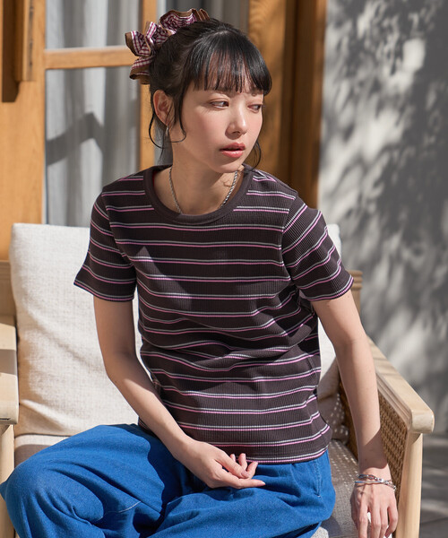 FREAK'S STORE(フリークスストア)の「ワッフル Tシャツ/ボーダーTシャツ(Tシャツ/カットソー・レディース・ブラック/チャコール/ブラウン/ナチュラル/オフホワイト・フリ-)」の6枚目の写真