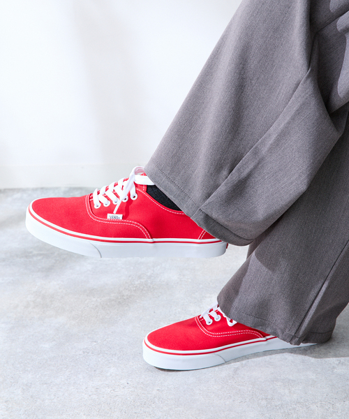 VANS（バンズ）の「VANS / ヴァンズ UA Authentic（スニーカー・メンズ・ブラック/レッド・26cm/28cm/27.5cm/27cm/26.5cm）」の6枚目の写真