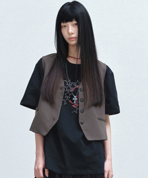 CLASSIC BUCKLE POINT VEST_BROWN