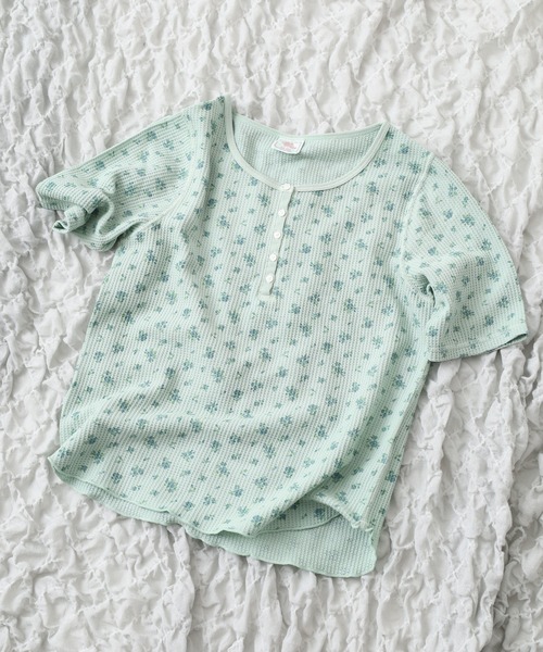JEMORGAN(ジェーイーモーガン)の「JEMORGAN ワッフル花柄ピグメント加工H/Sヘンリー(パック) 半袖(Tシャツ/カットソー・レディース・グリーン/イエロー/ブルー/グレー・F)」の12枚目の写真