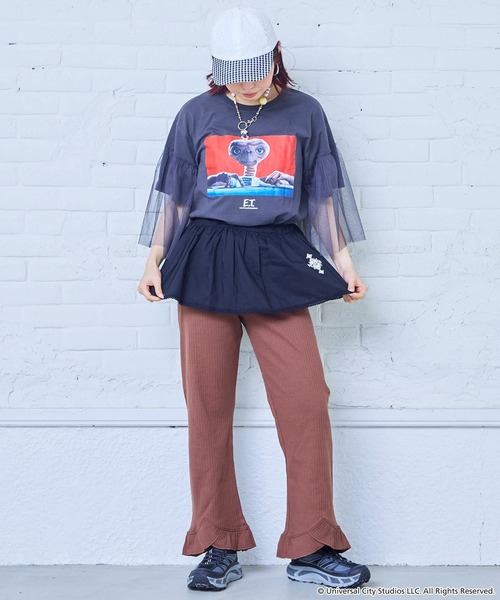 MARKEY'S(マーキーズ)の「【E.T.】別注 袖チュールTシャツ/おとな(Tシャツ/カットソー・レディース・チャコール/ホワイト・160cm)」の4枚目の写真