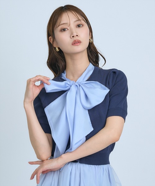 AND COUTURE(アンドクチュール)の「異素材リボン半袖ニットカーディガン(カーディガン/ボレロ・レディース・ホワイト/ネイビー/イエロー/ブルー/グリーン・FREE)」の15枚目の写真
