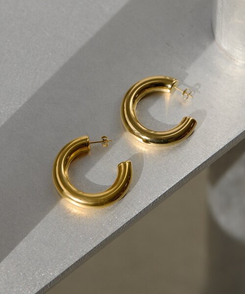 ear PAPILLONNER（イアパピヨネ）の「《金属アレルギー対応/ステンレス》40mmビッグフープピアス（ピアス（両耳用）・レディース・シルバー/ゴールド・FREE）」の10枚目の写真