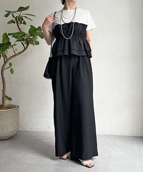 un dix cors(アンディコール)の「フリルセットアップ(つなぎ/オールインワン・レディース・ブラック/ベージュ・FREE)」の1枚目の写真